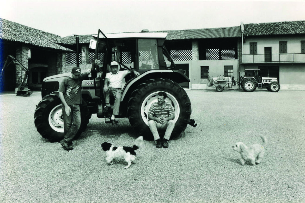 Cascina Merina a Zelo Surregone. Foto Gianni Berengo Gardin.