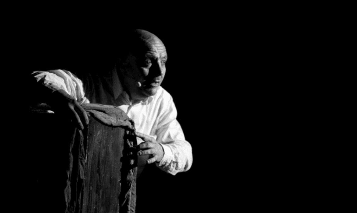 L'attore Carlo Pastori.