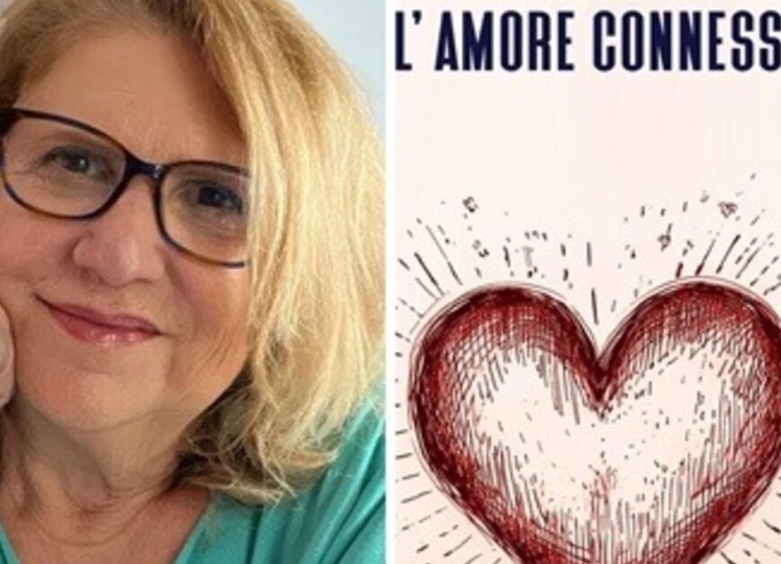 Paola Blandi, con la copertina del libro Amore connesso